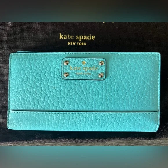 Kate Spade Turquoise Leather Wallet with Dust Bag - Picture 2 of 6